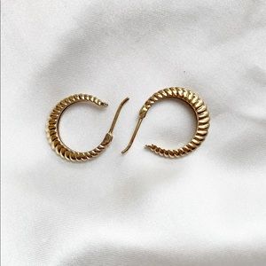 Mejuri, Twist Midi Hoops in Gold Vermeil